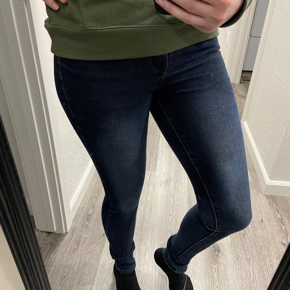 Jeans - Picture 3 of 4